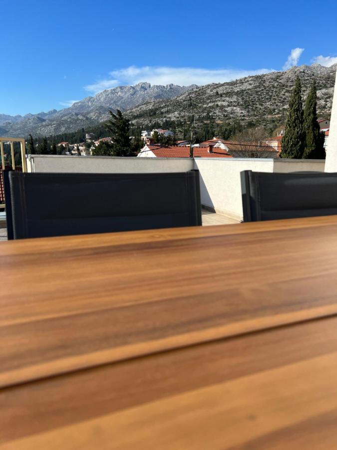 Sunset Huus Appartement Starigrad Paklenica Buitenkant foto